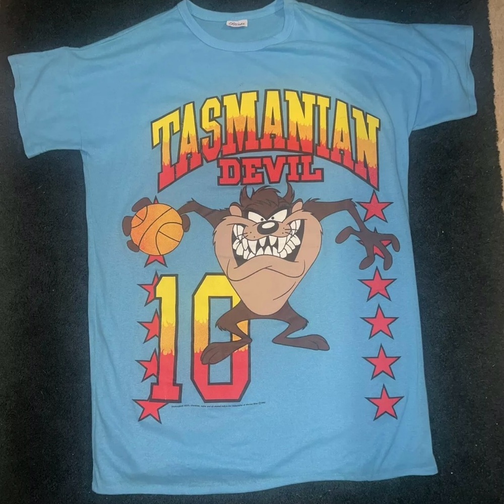 Vintage 1992 Tasmanian Devil Basketball Tshirt single stitch